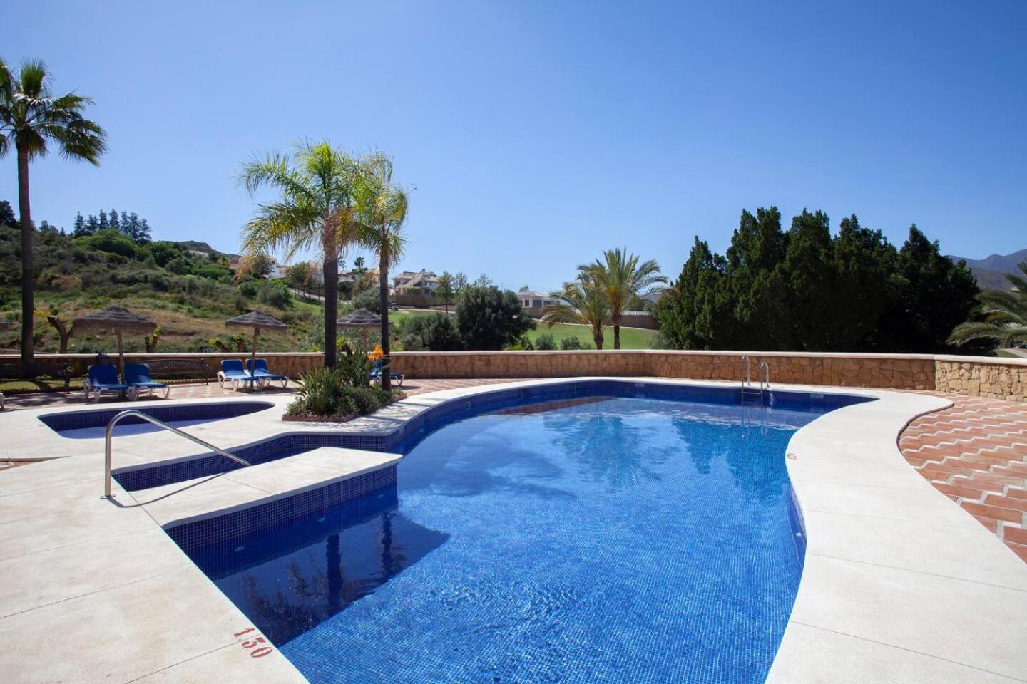 Mediterranean Townhouse Calagolf